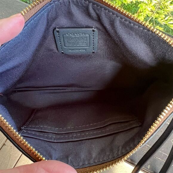 COACH Large Phone Wallet Wristlet in Signature Canvas w Kaffe Fassett Print NWOT - Picture 10 of 10